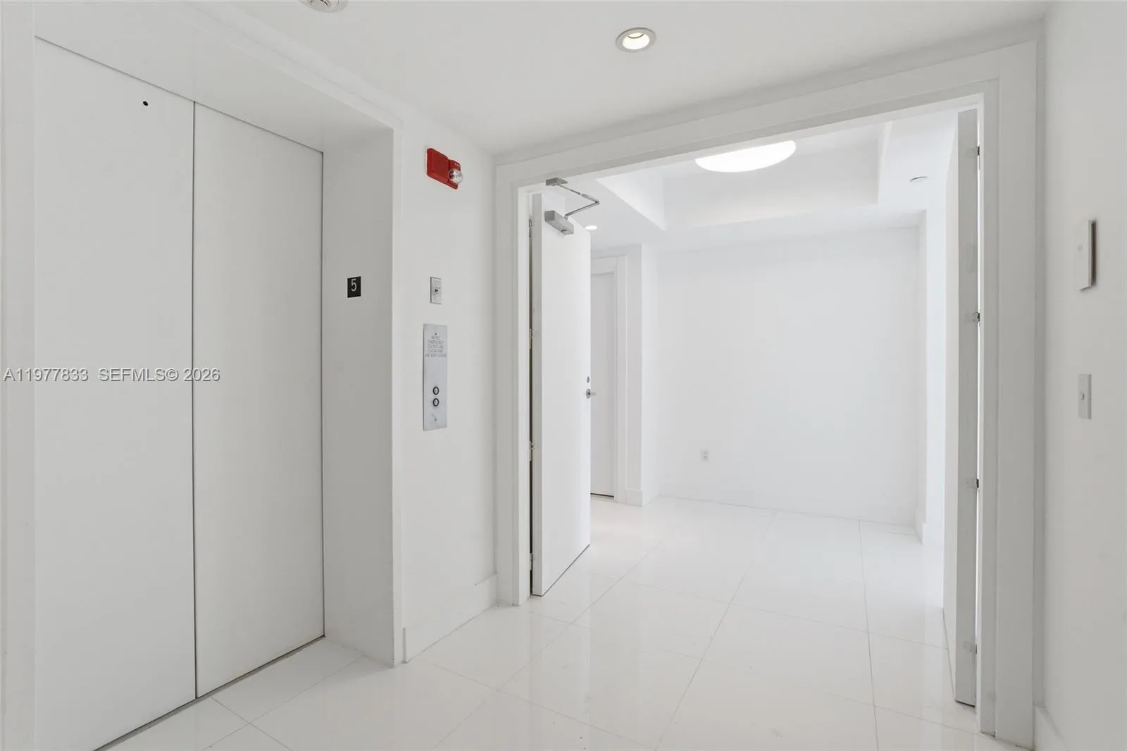 2627 S Bayshore Dr # 501, Miami, FL 33133 photo 2