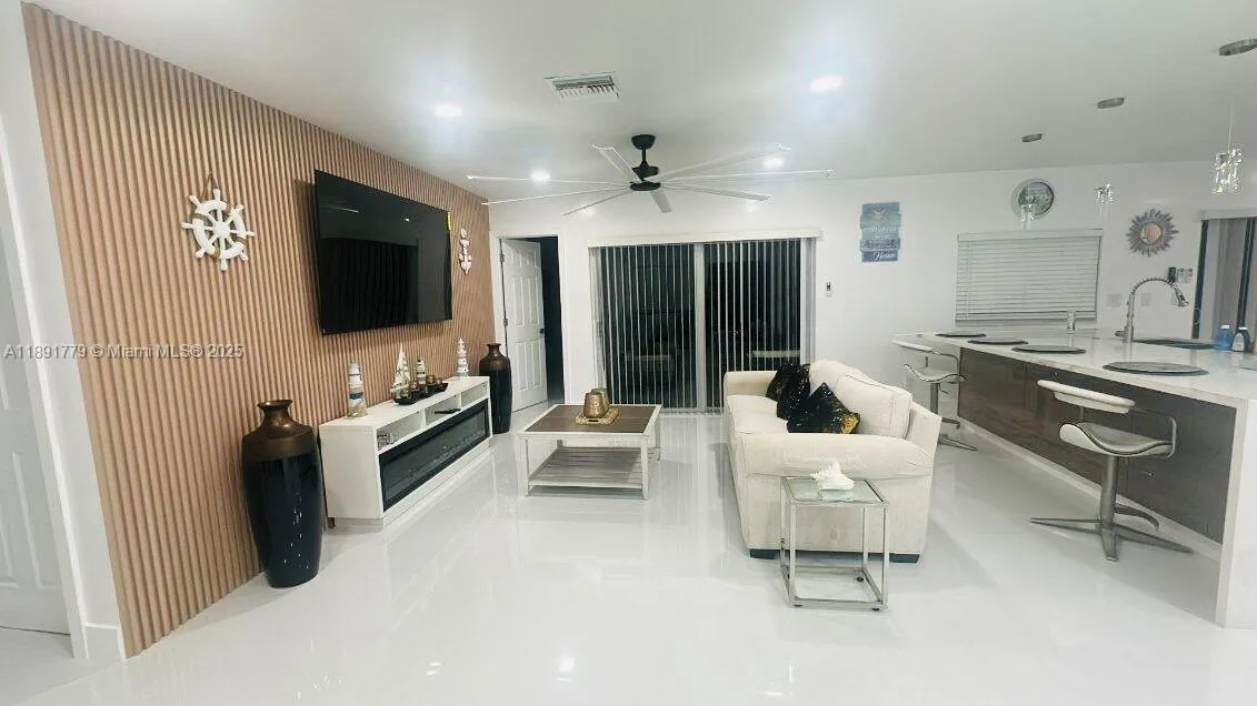 541 SE 17th Ave # 541, Deerfield Beach, FL 33441 photo 6