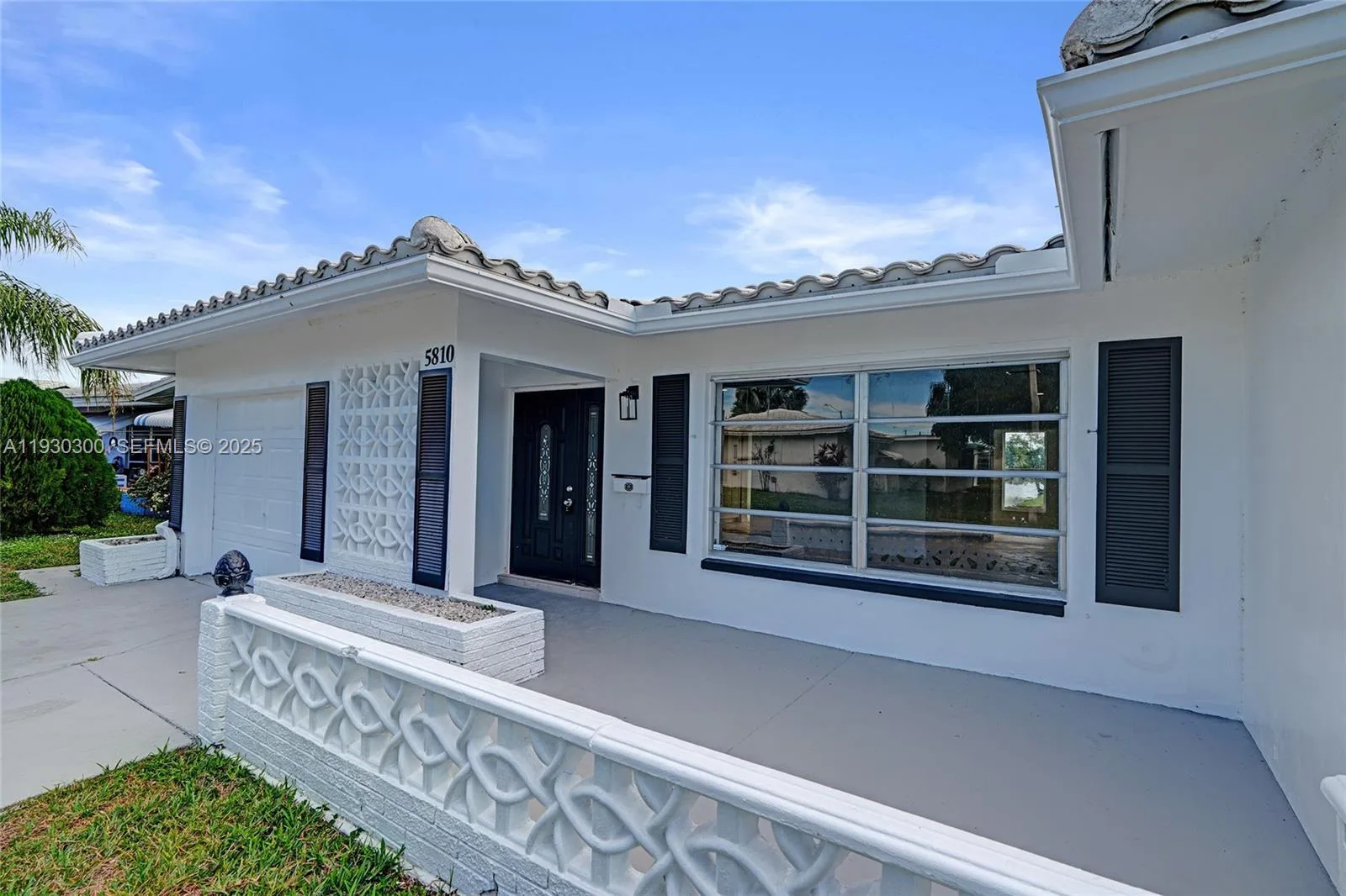 5810 NW 81st Ave, Tamarac, FL 33321 photo 4