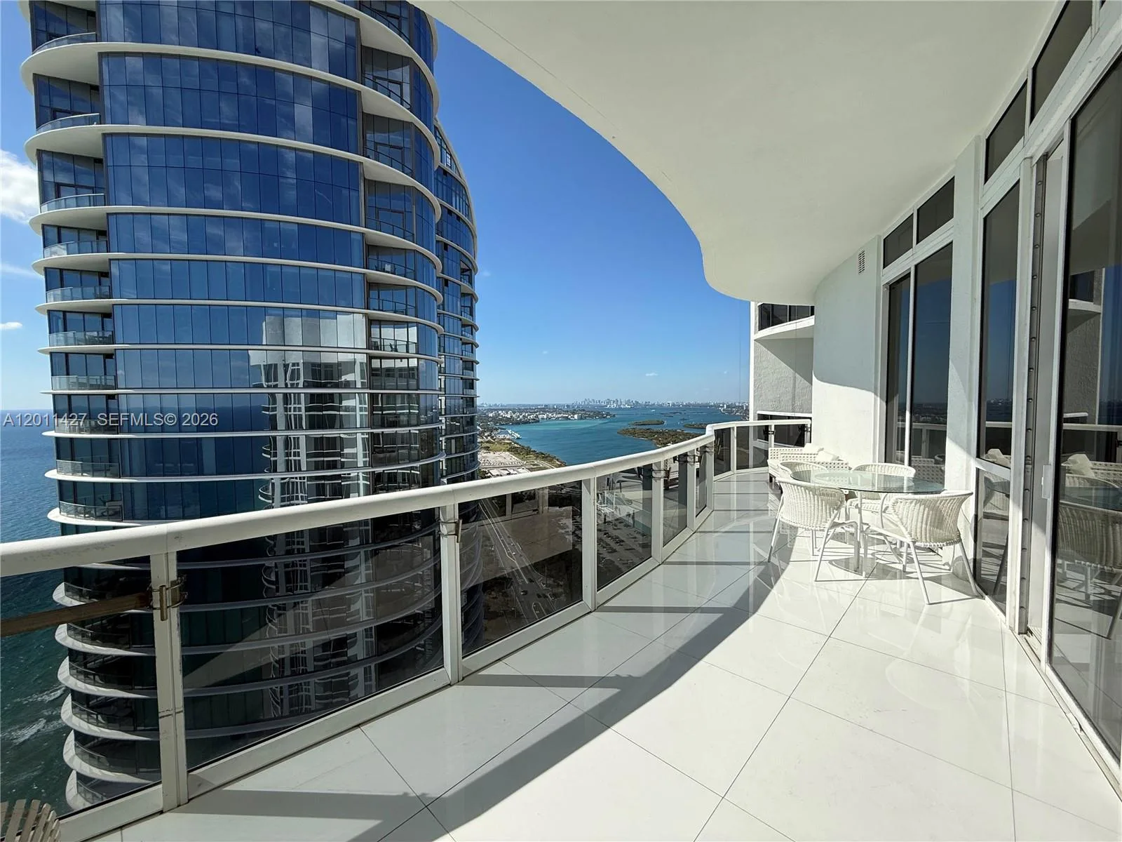 15811 Collins Ave # 4207, Sunny Isles Beach, FL 33160 photo 3