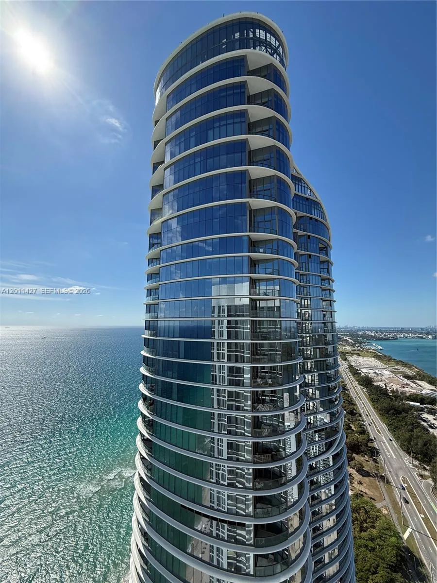 15811 Collins Ave # 4207, Sunny Isles Beach, FL 33160 photo 4