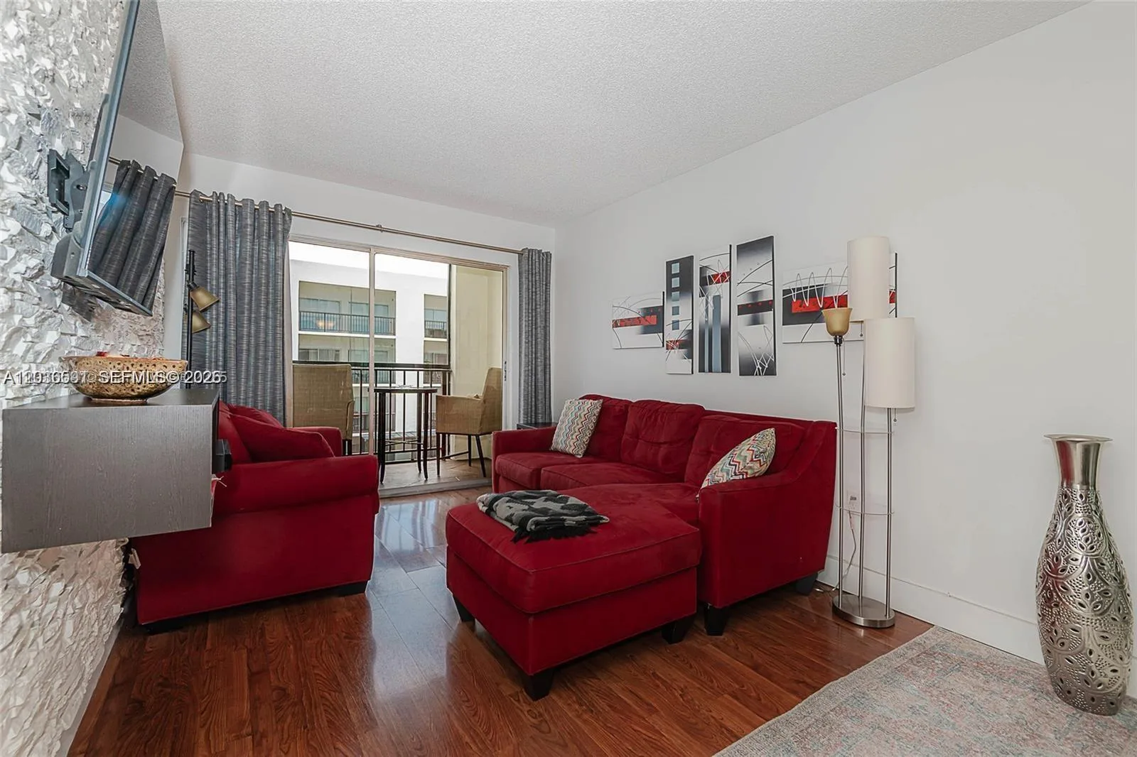 201 178th Dr # 426, Sunny Isles Beach, FL 33160 photo 4