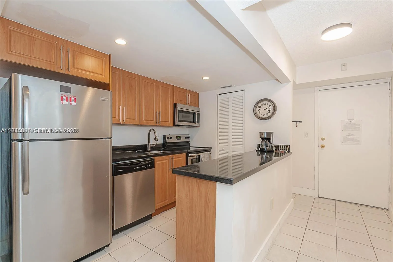 201 178th Dr # 426, Sunny Isles Beach, FL 33160 photo 8