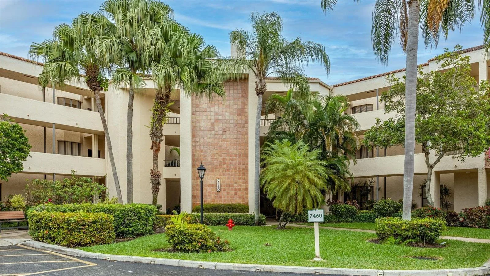 7460 La Paz Boulevard # 208, Boca Raton, FL 33433