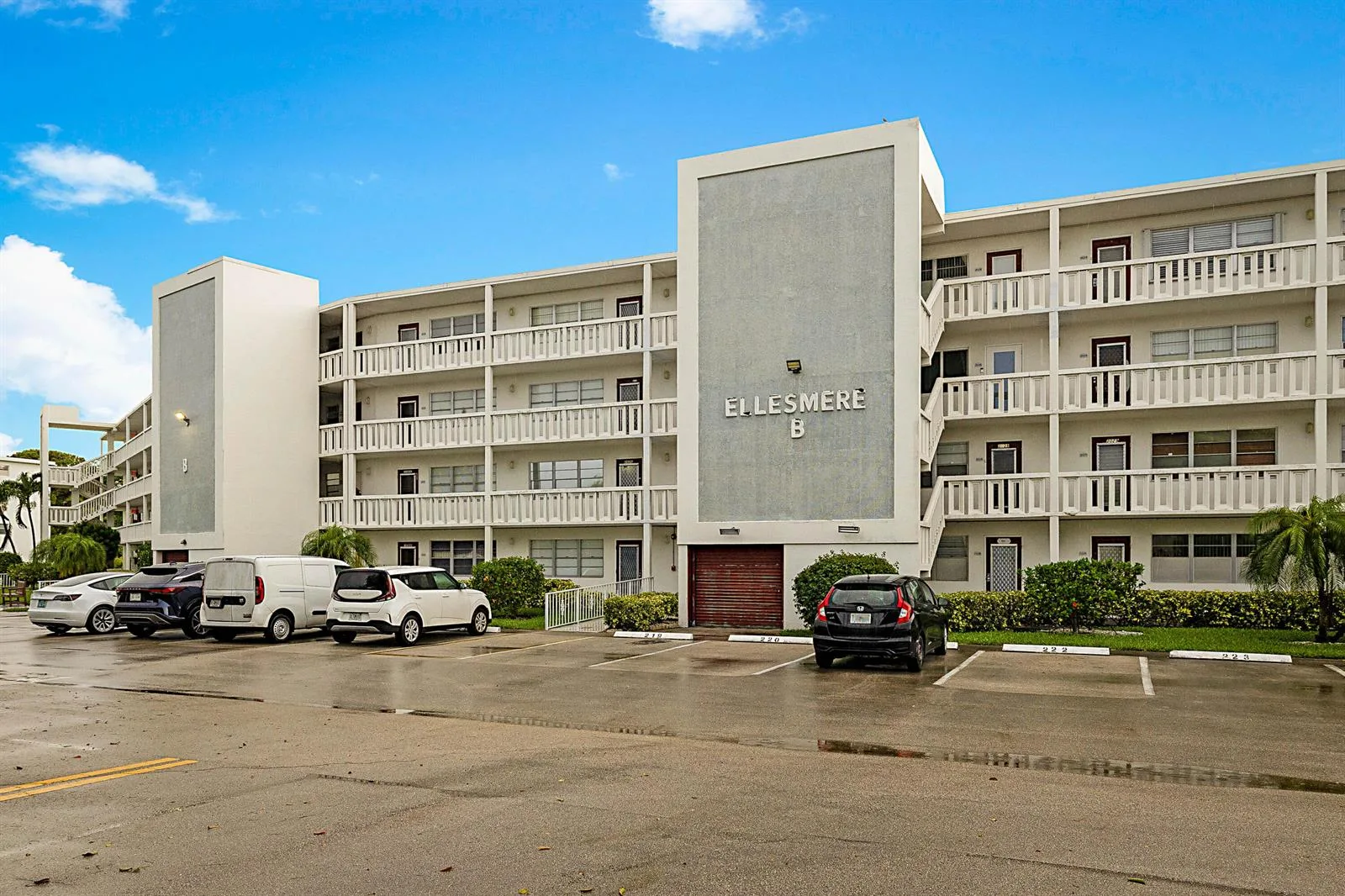 1023 Ellesmere B, Deerfield Beach, FL 33442