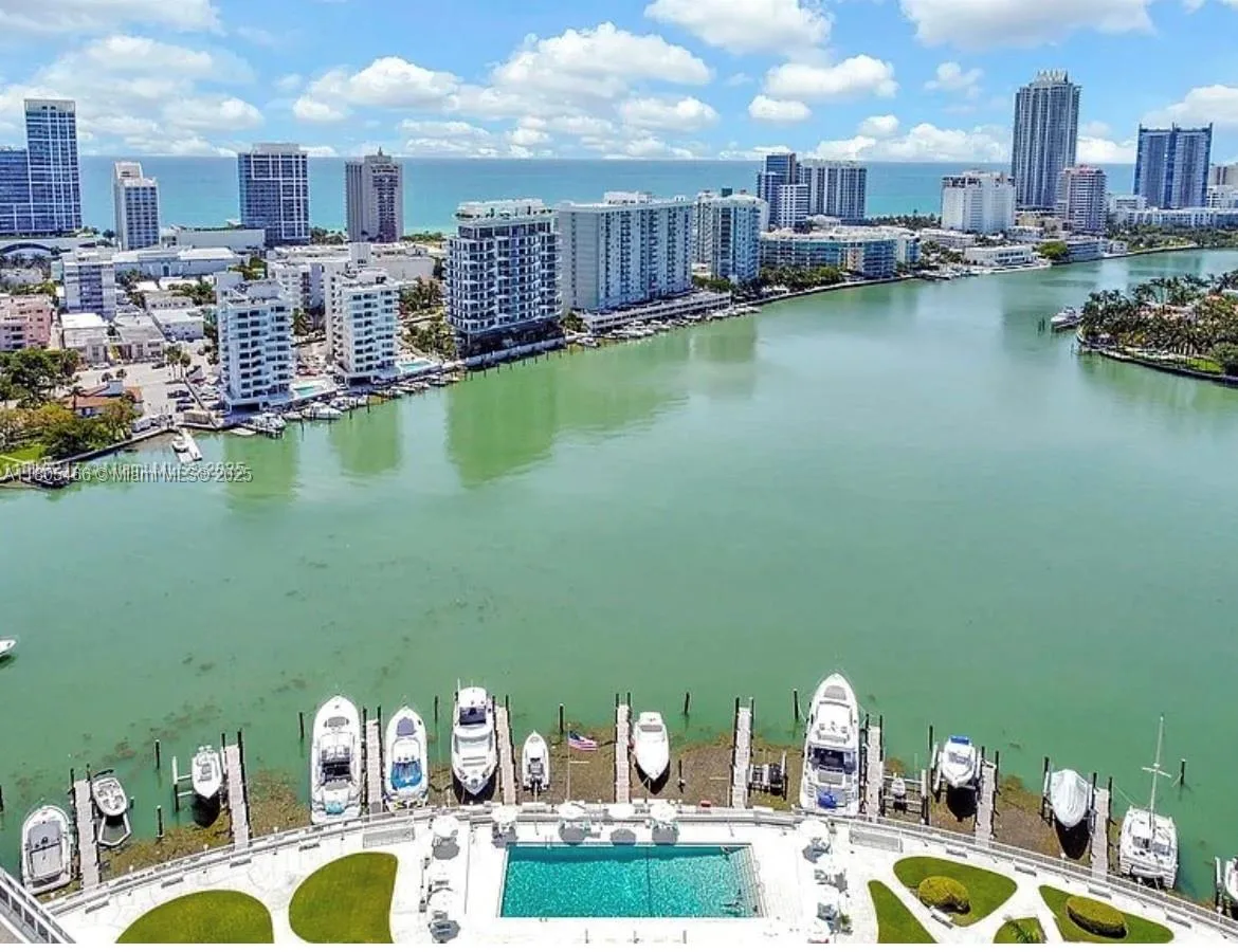 900 Bay Dr # 210, Miami Beach, FL 33141