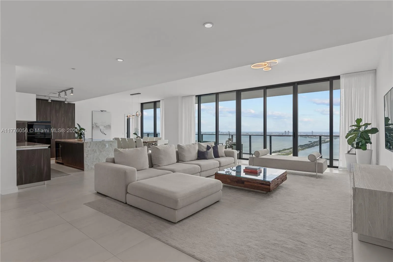 3131 NE 7th Ave # PH5002, Miami, FL 33137 photo 2