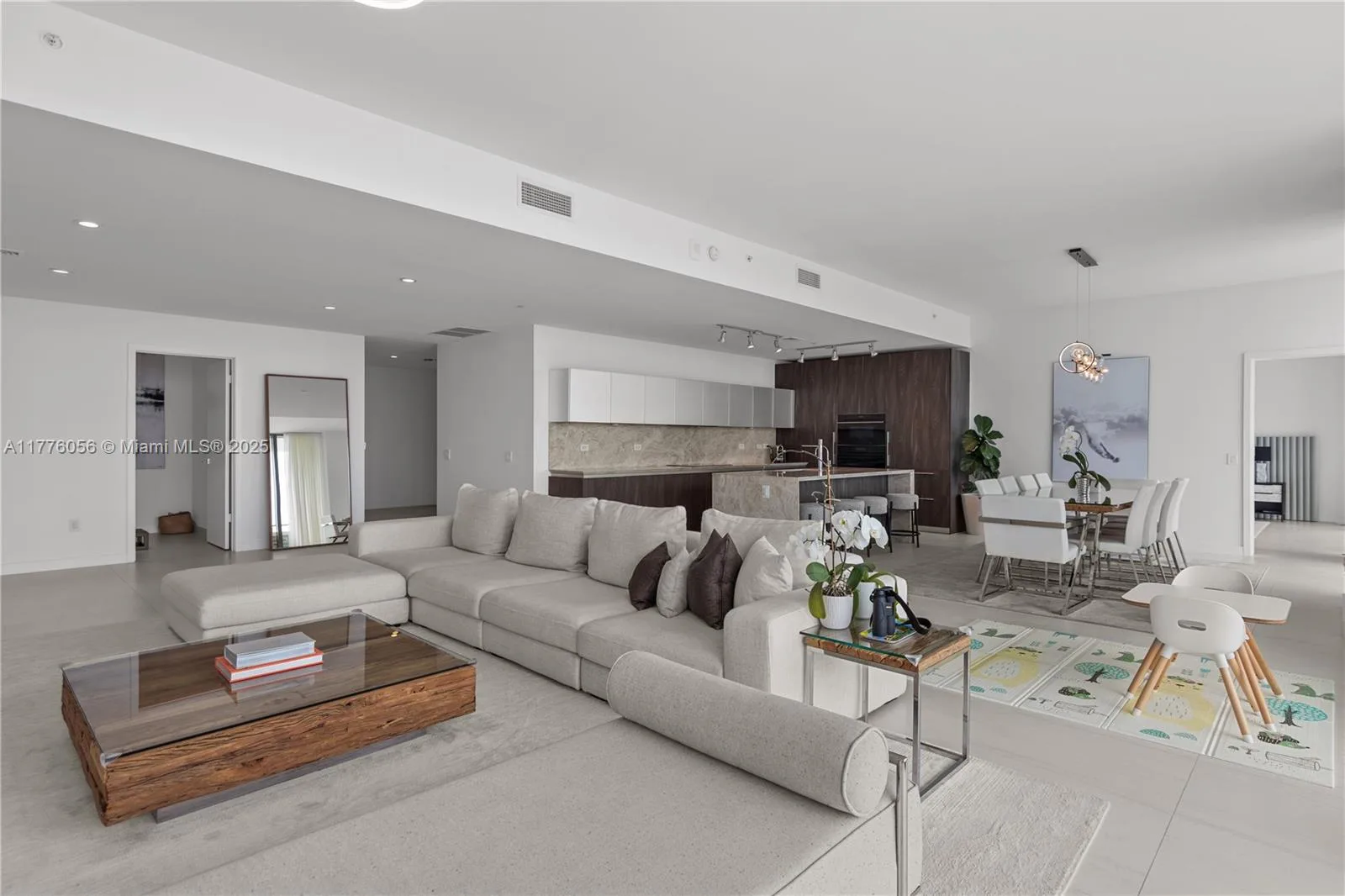 3131 NE 7th Ave # PH5002, Miami, FL 33137 photo 4