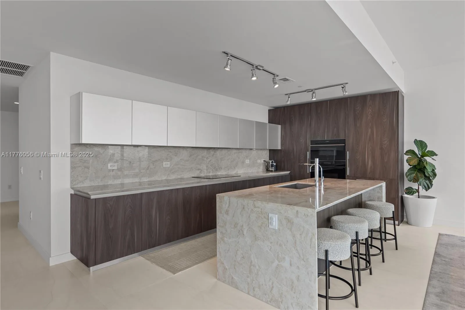 3131 NE 7th Ave # PH5002, Miami, FL 33137 photo 5
