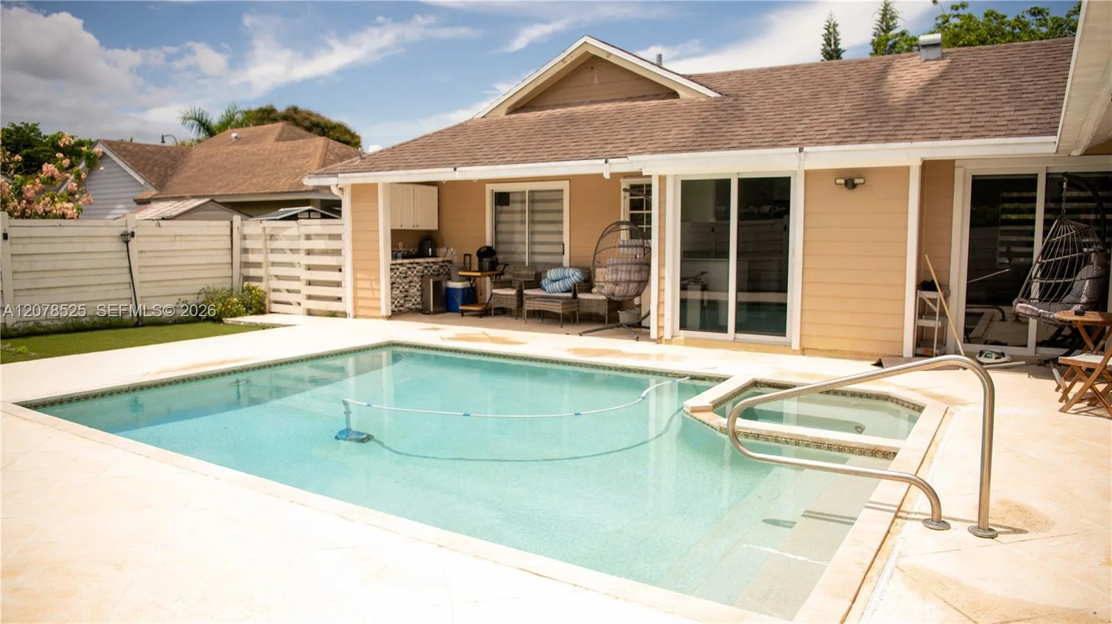 14045 SW 103rd Ter, Miami, FL 33186 photo 3