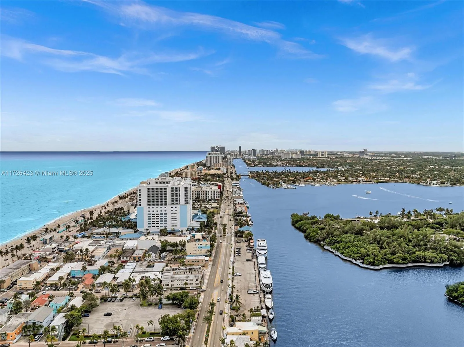 1318 N Ocean Dr, Hollywood, FL 33019 photo 2
