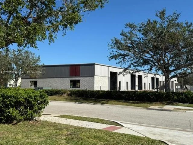 10604 Technology Terrace # 107, Bradenton, FL 34211