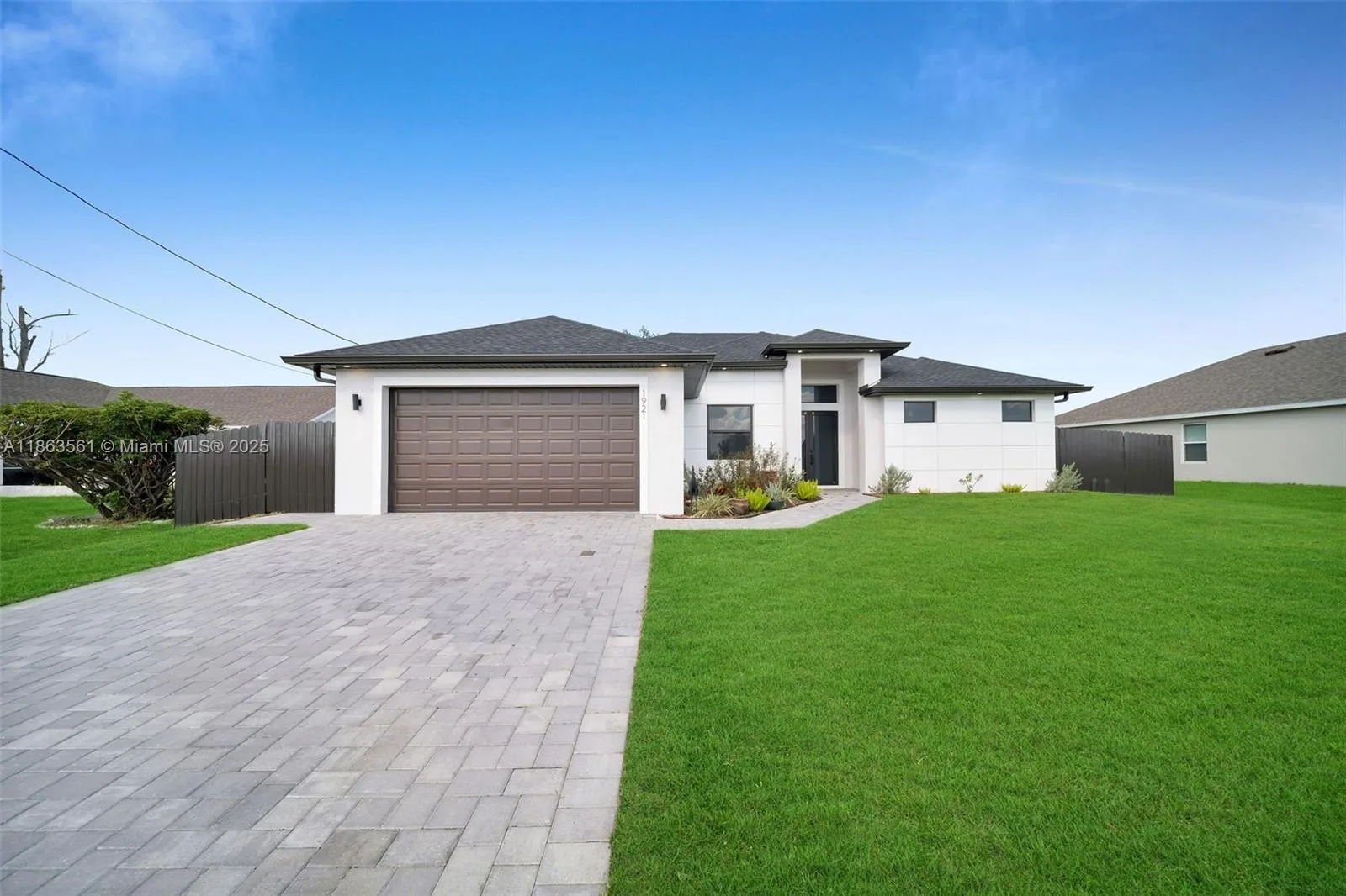 1921 SW 4th St, Cape Coral, FL 33991 photo 2