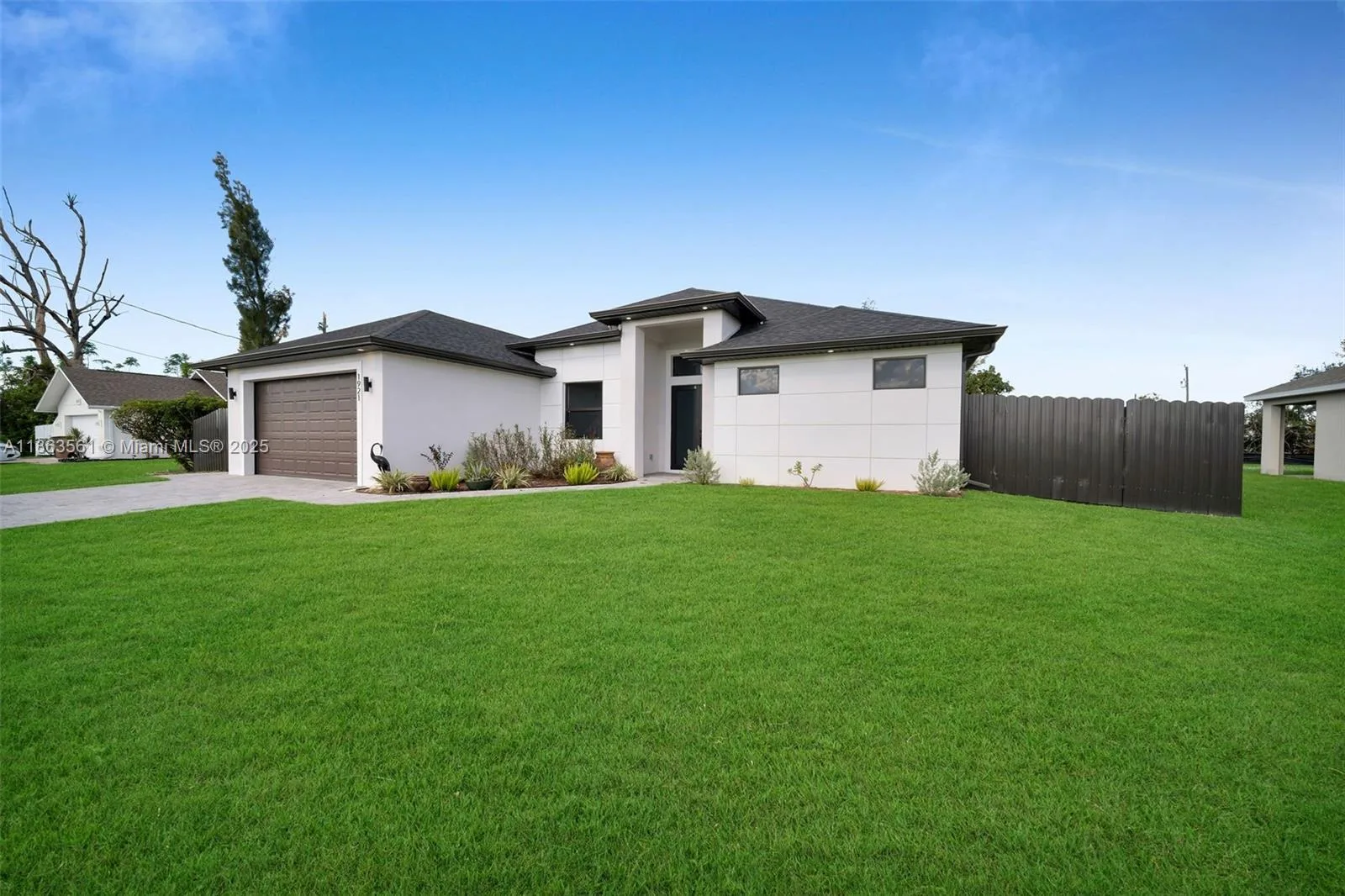 1921 SW 4th St, Cape Coral, FL 33991 photo 3