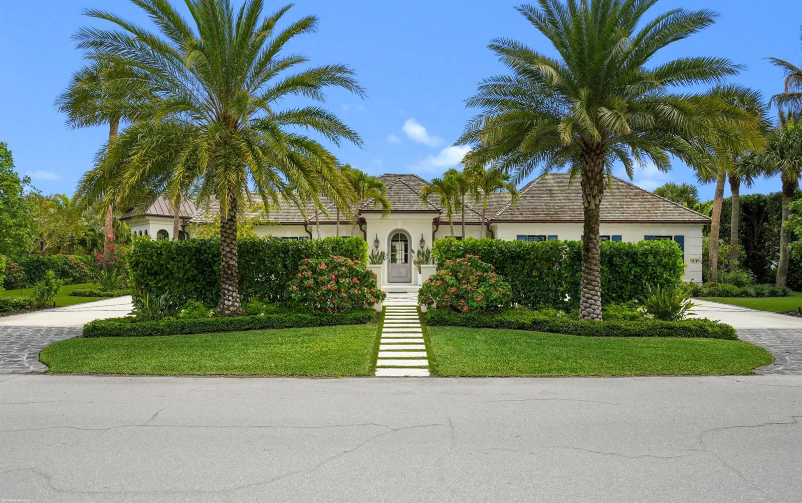 55 Links Road, Jupiter Island, FL 33455 photo 3