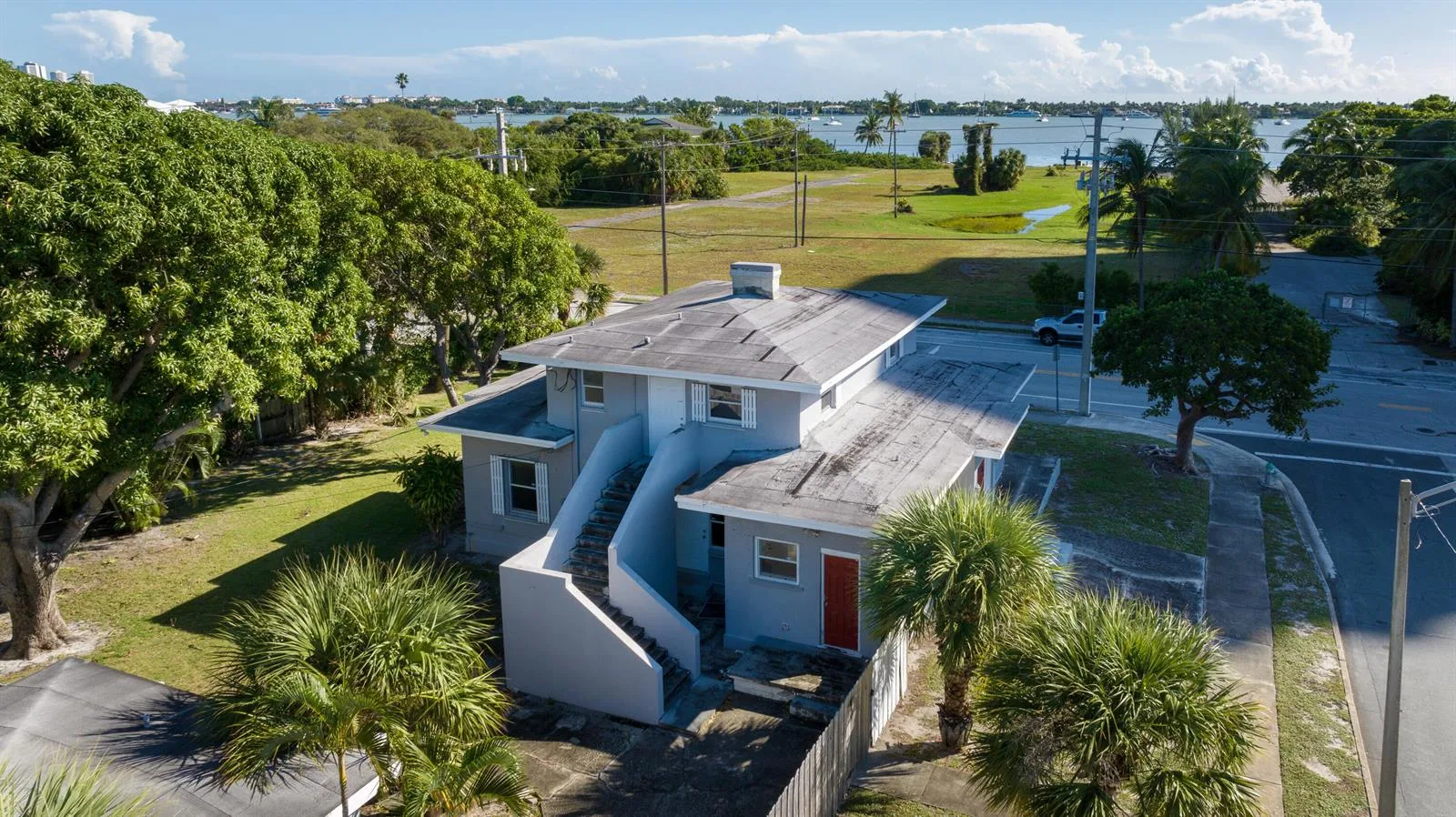 5701 N Flagler Drive, West Palm Beach, FL 33407 photo 2