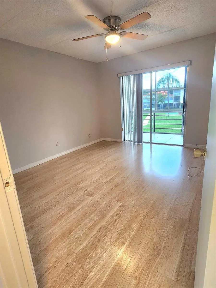 100 Village Green Circle E # B212, Palm Springs, FL 33461 photo 8