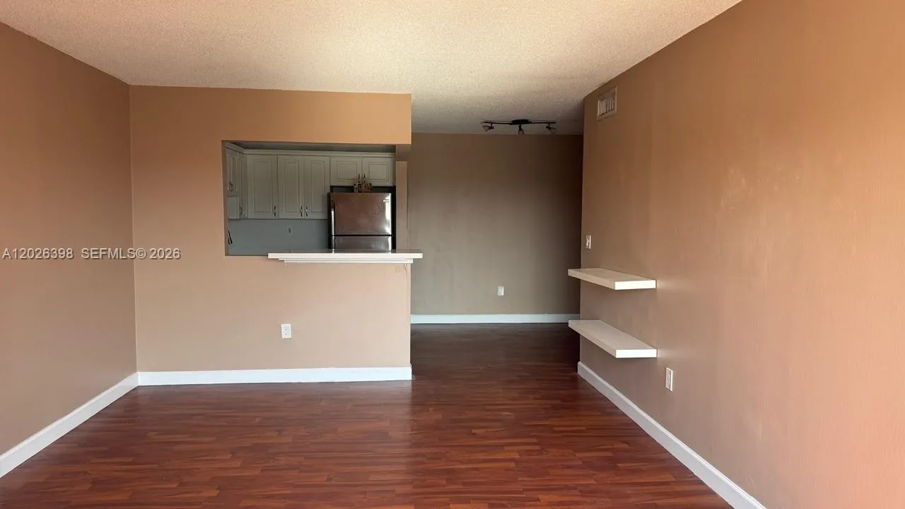 8950 NE 8th Ave # 405, Miami, FL 33138 photo 5