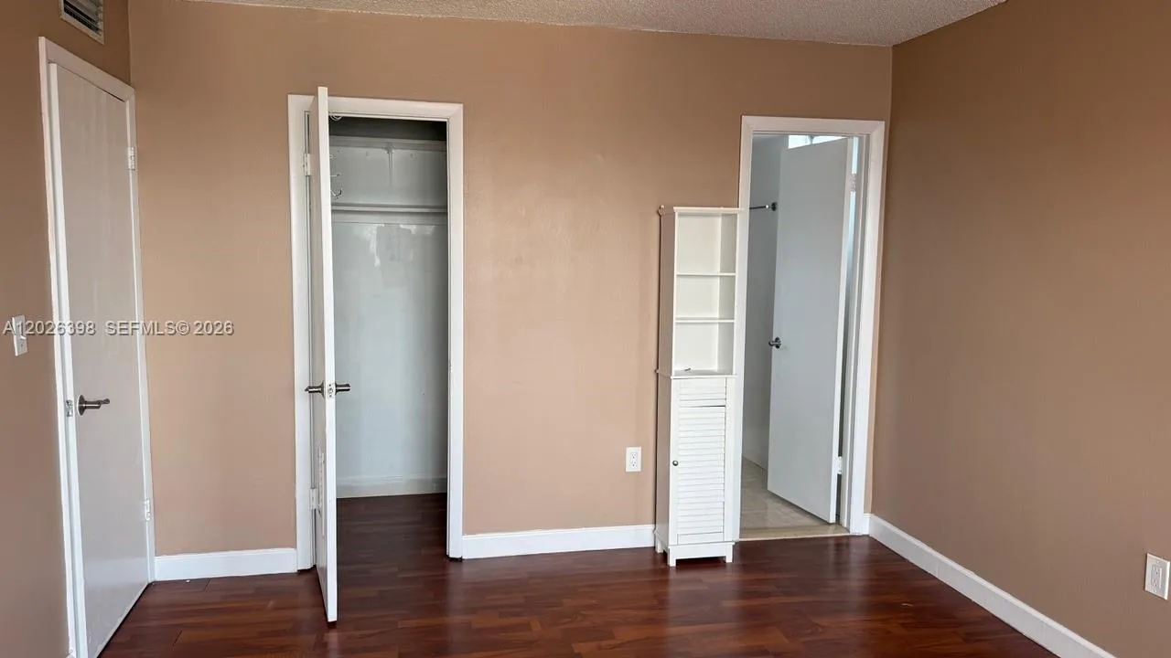 8950 NE 8th Ave # 405, Miami, FL 33138 photo 7