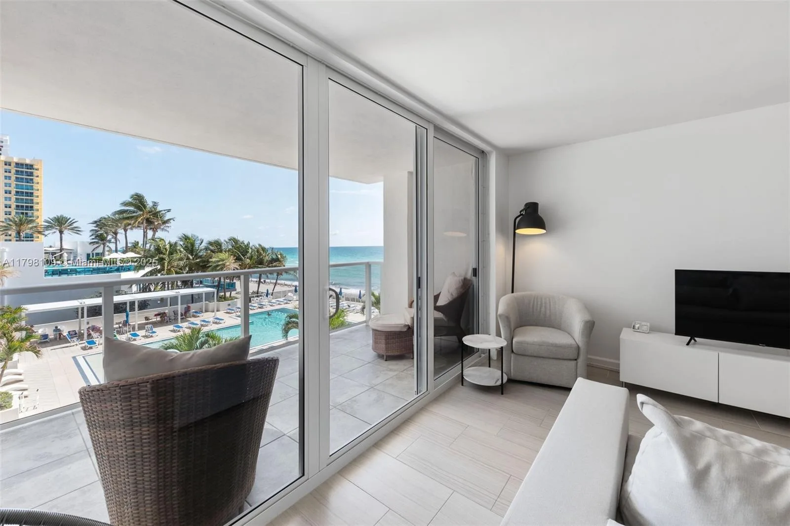 2751 S Ocean Dr # 403S, Hollywood, FL 33019 photo 8