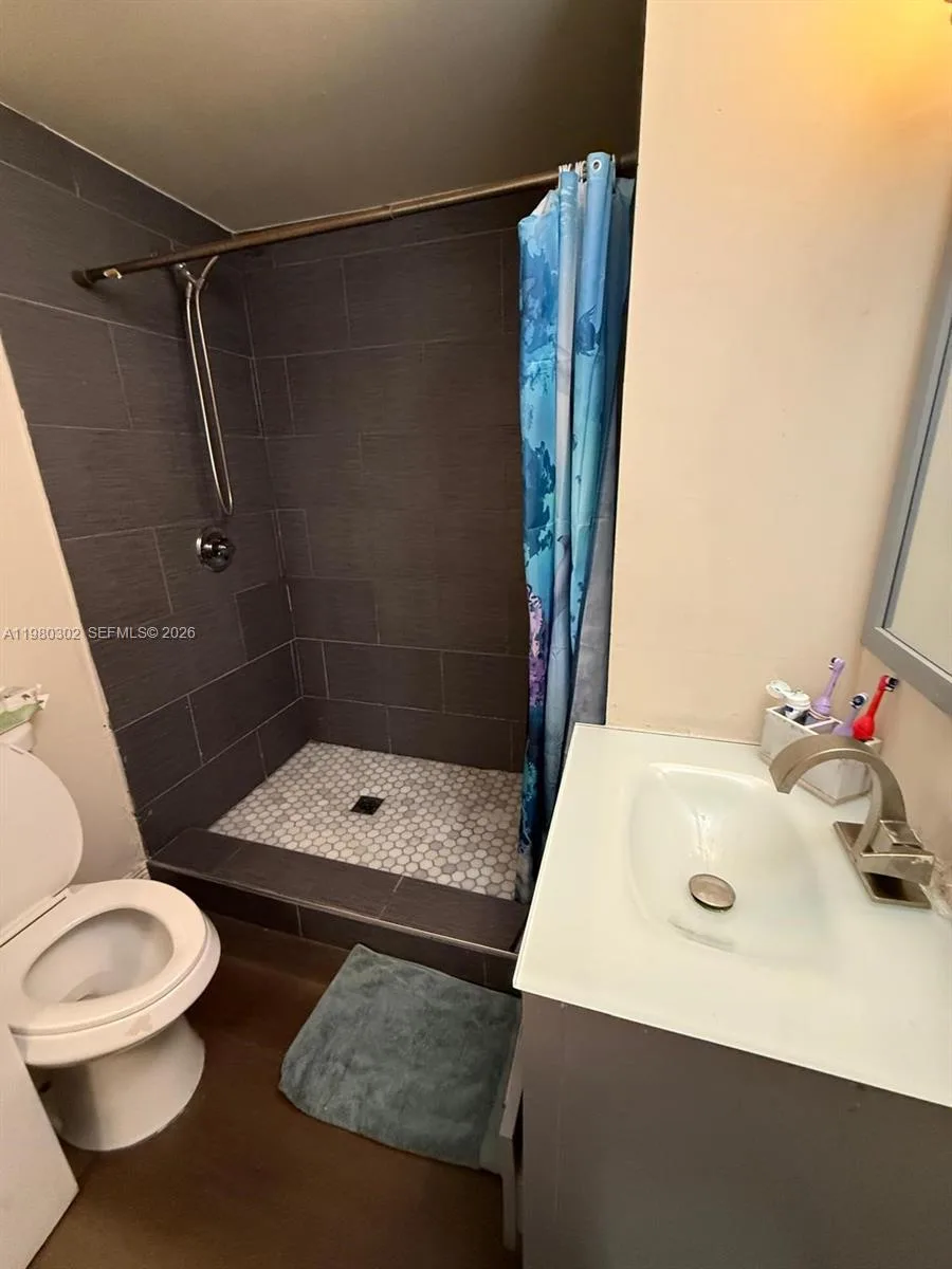 5290 SW 22nd Ter, Dania Beach, FL 33312 photo 10
