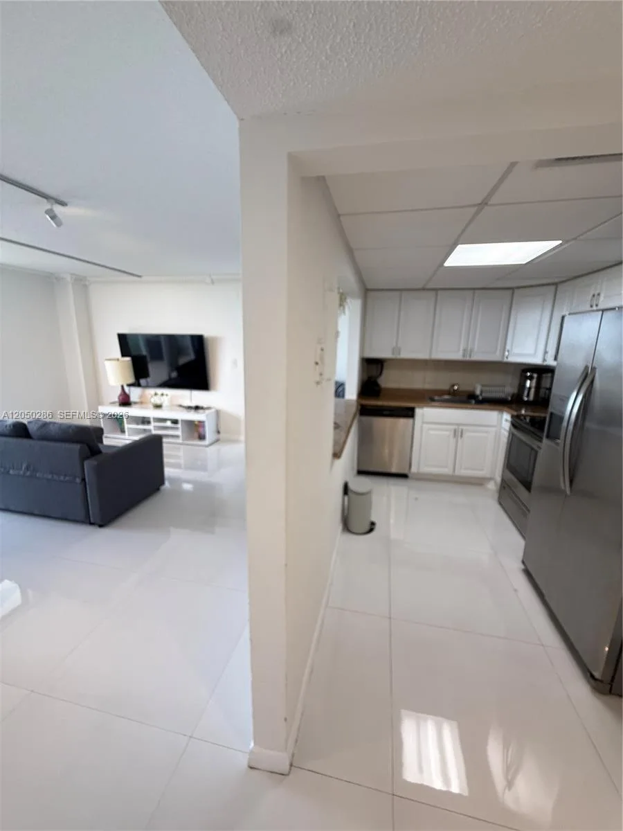 13499 Biscayne Blvd # 1407, North Miami, FL 33181 photo 11