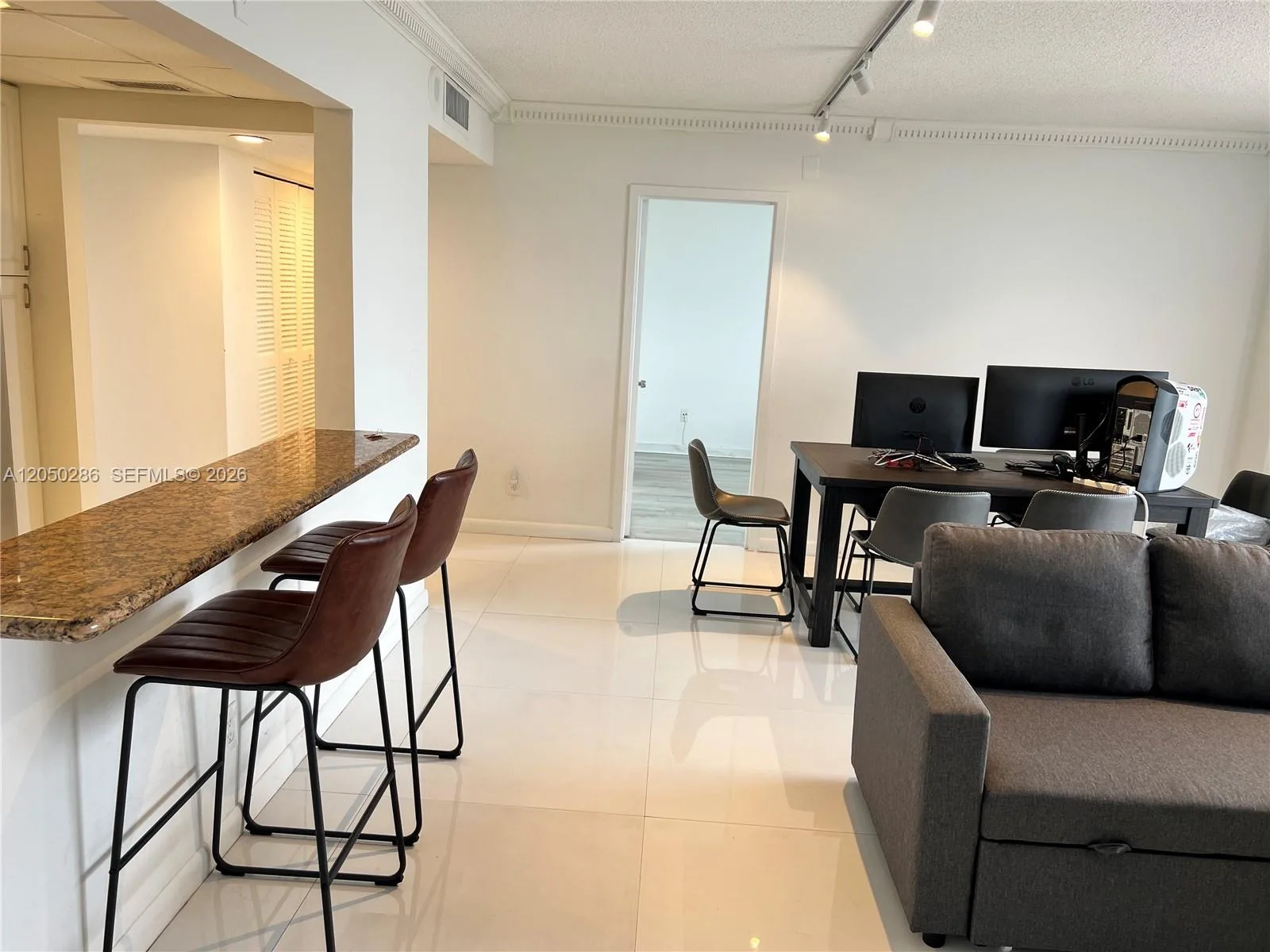 13499 Biscayne Blvd # 1407, North Miami, FL 33181 photo 3