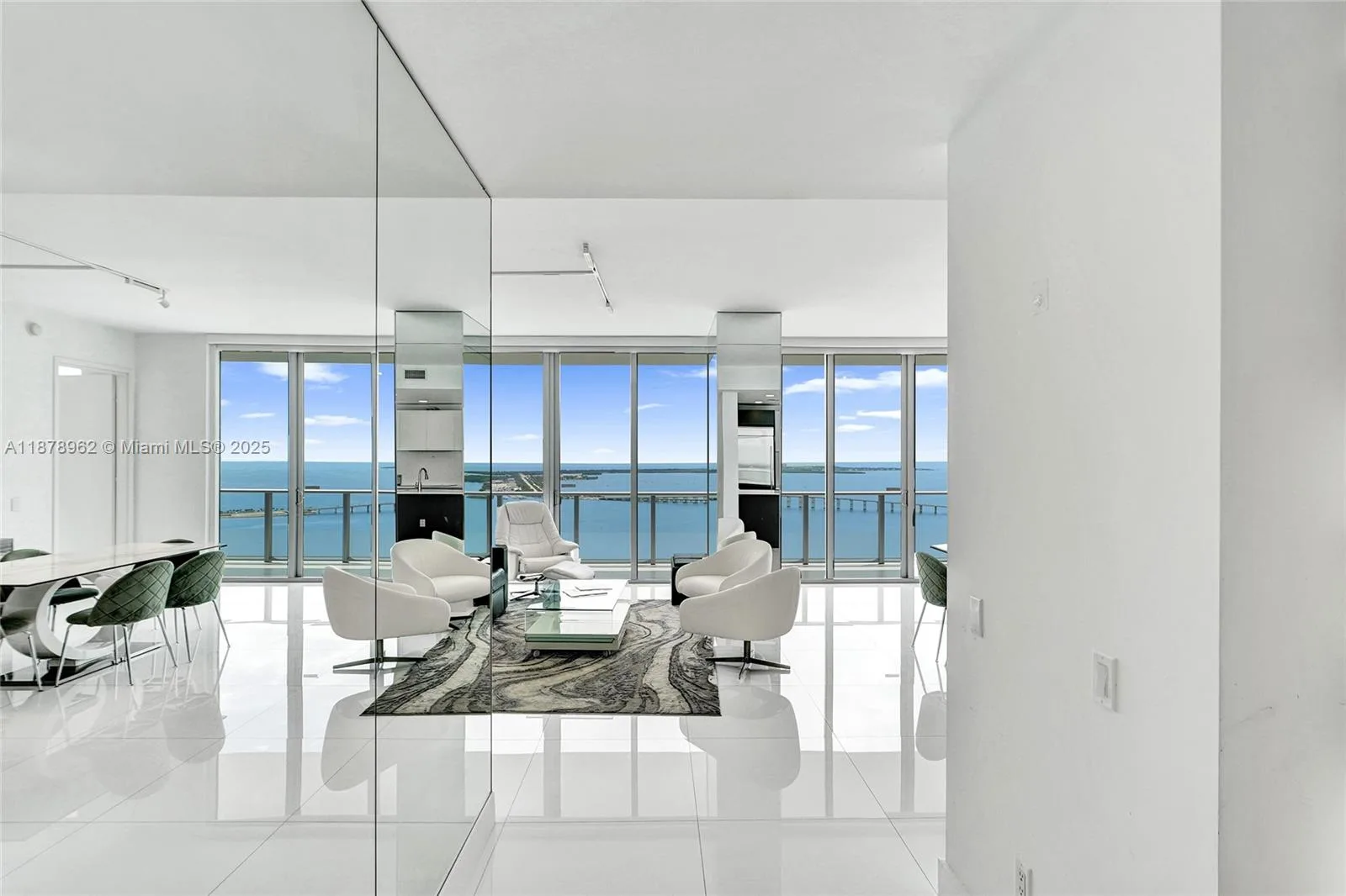 1300 Brickell Bay Dr # 3902, Miami, FL 33131 photo 7