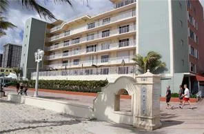 300 Oregon Street # 409, Hollywood, FL 33019