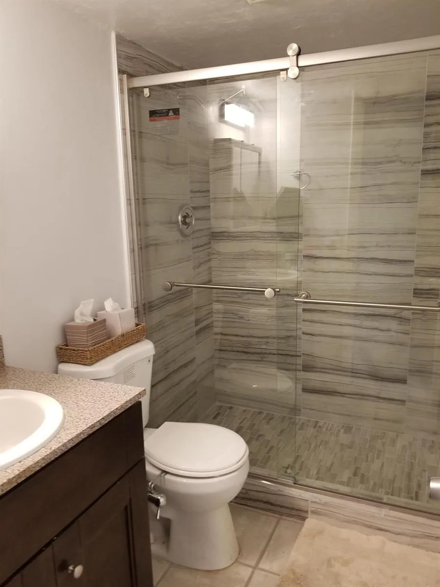 300 Oregon Street # 409, Hollywood, FL 33019 photo 11