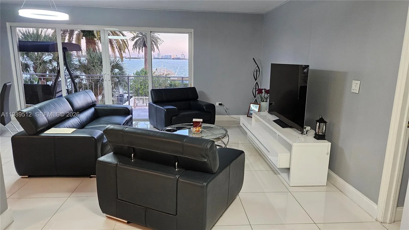 11111 Biscayne Blvd # 3F, Miami, FL 33181
