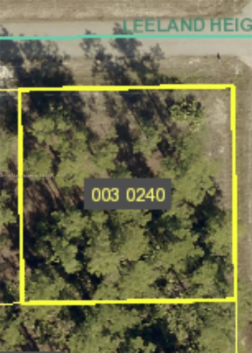 3706  Leeland Heights BLVD E, Lehigh Acres FL 33936