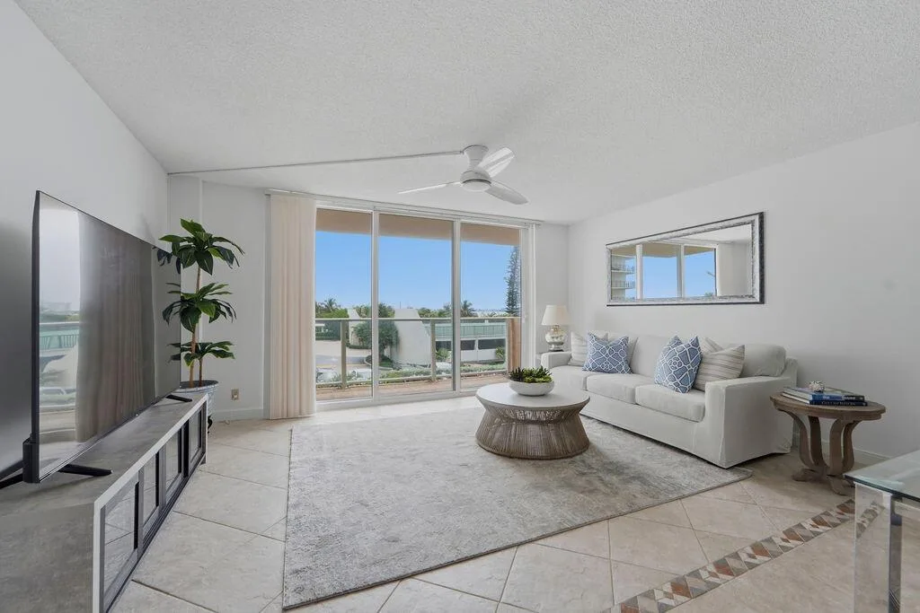 5440 N Ocean Drive # 203, Singer Island, FL 33404
