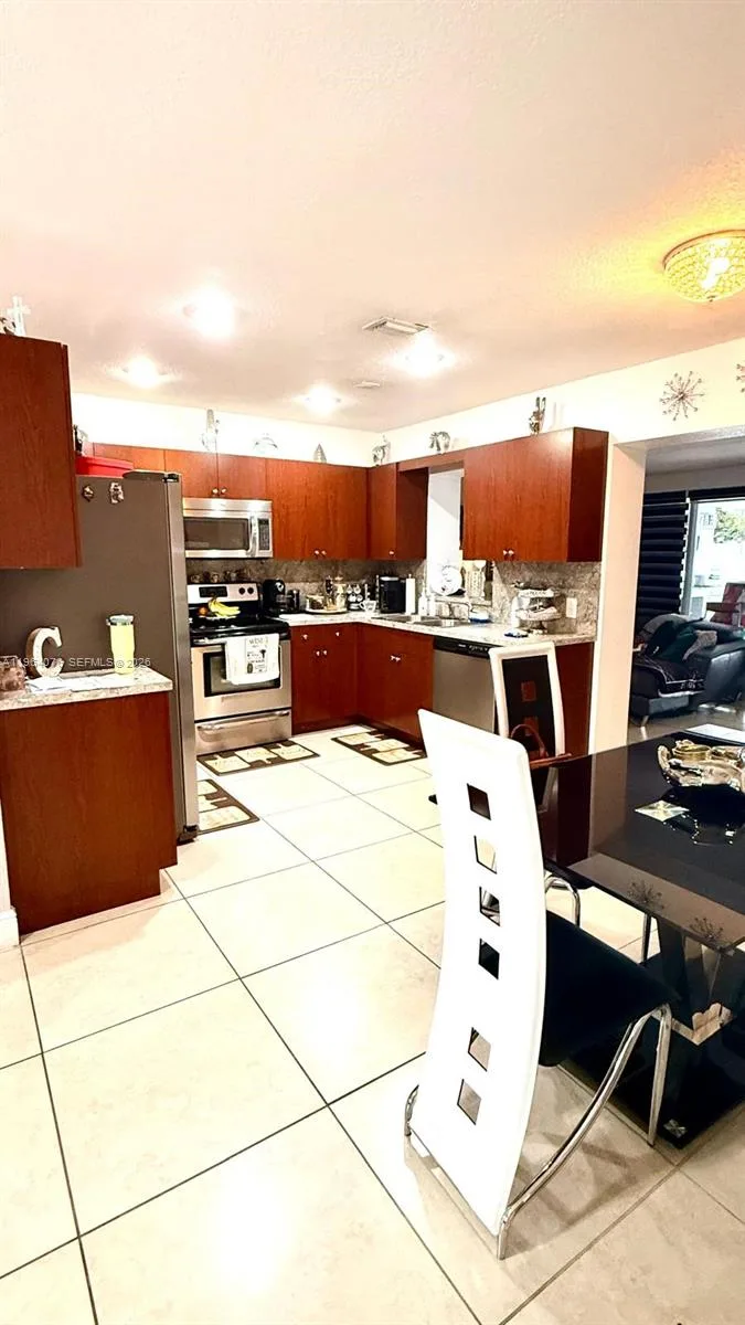 2800 NW 173rd Ter, Miami Gardens, FL 33056 photo 5
