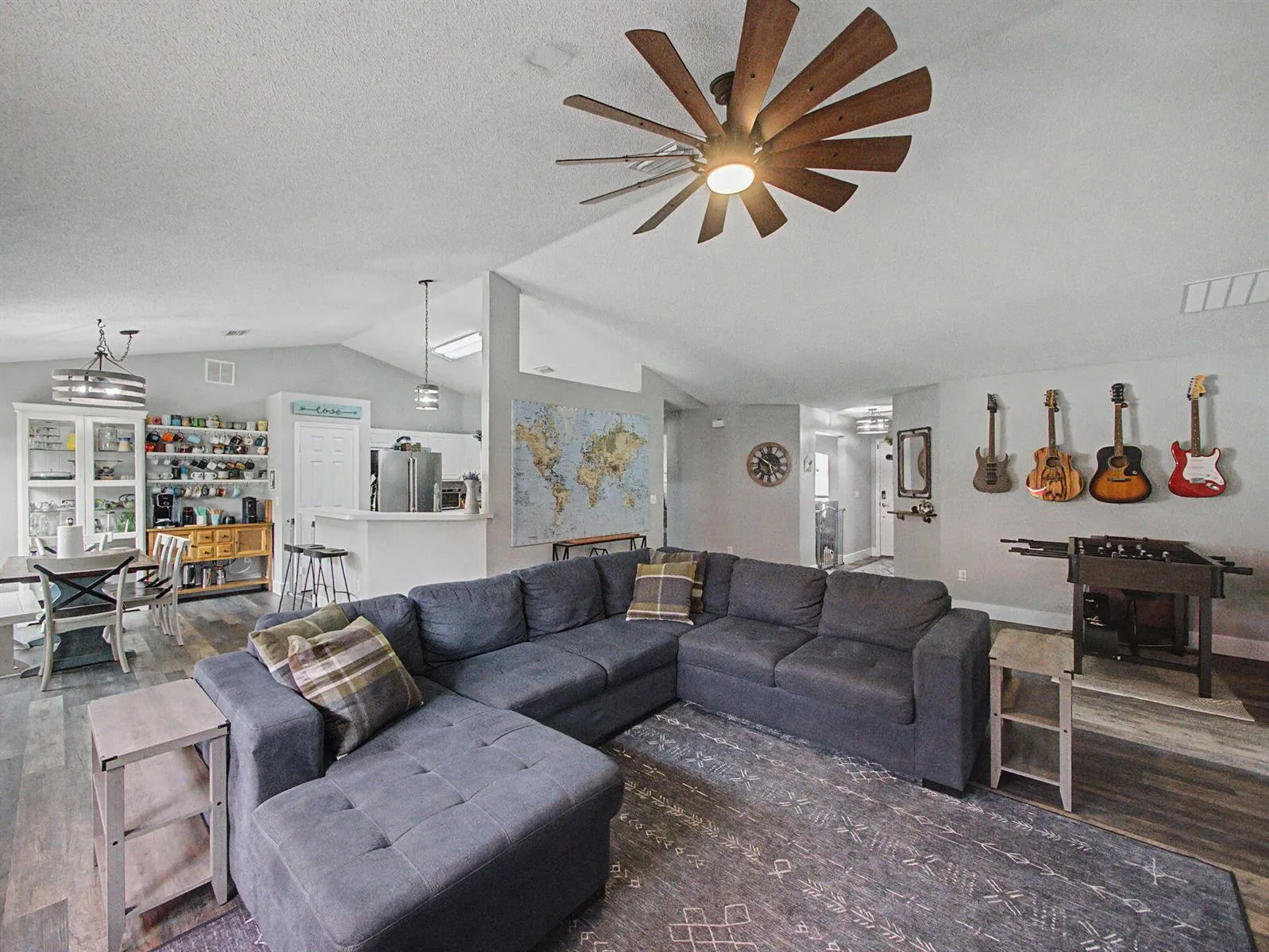 1550 SW Kosnar Avenue, Port St. Lucie, FL 34953 — zdjęcie 2