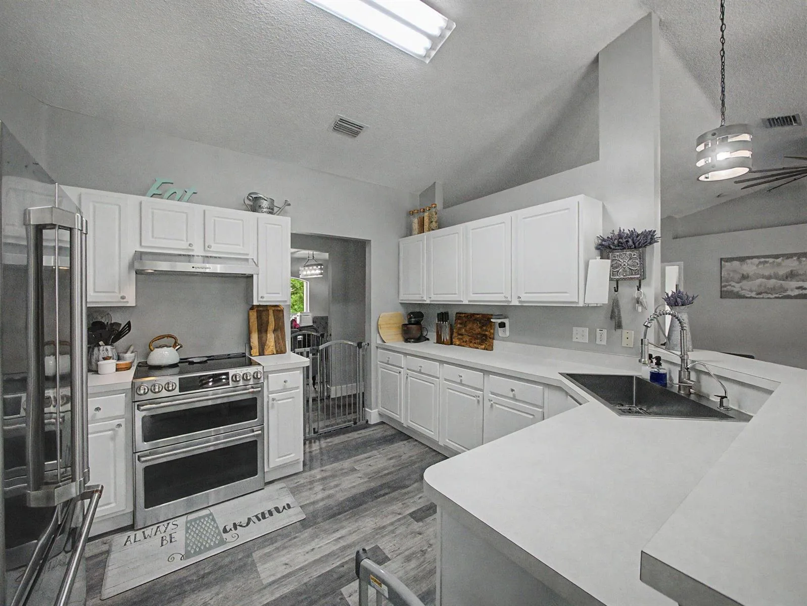 1550 SW Kosnar Avenue, Port St. Lucie, FL 34953 photo 9