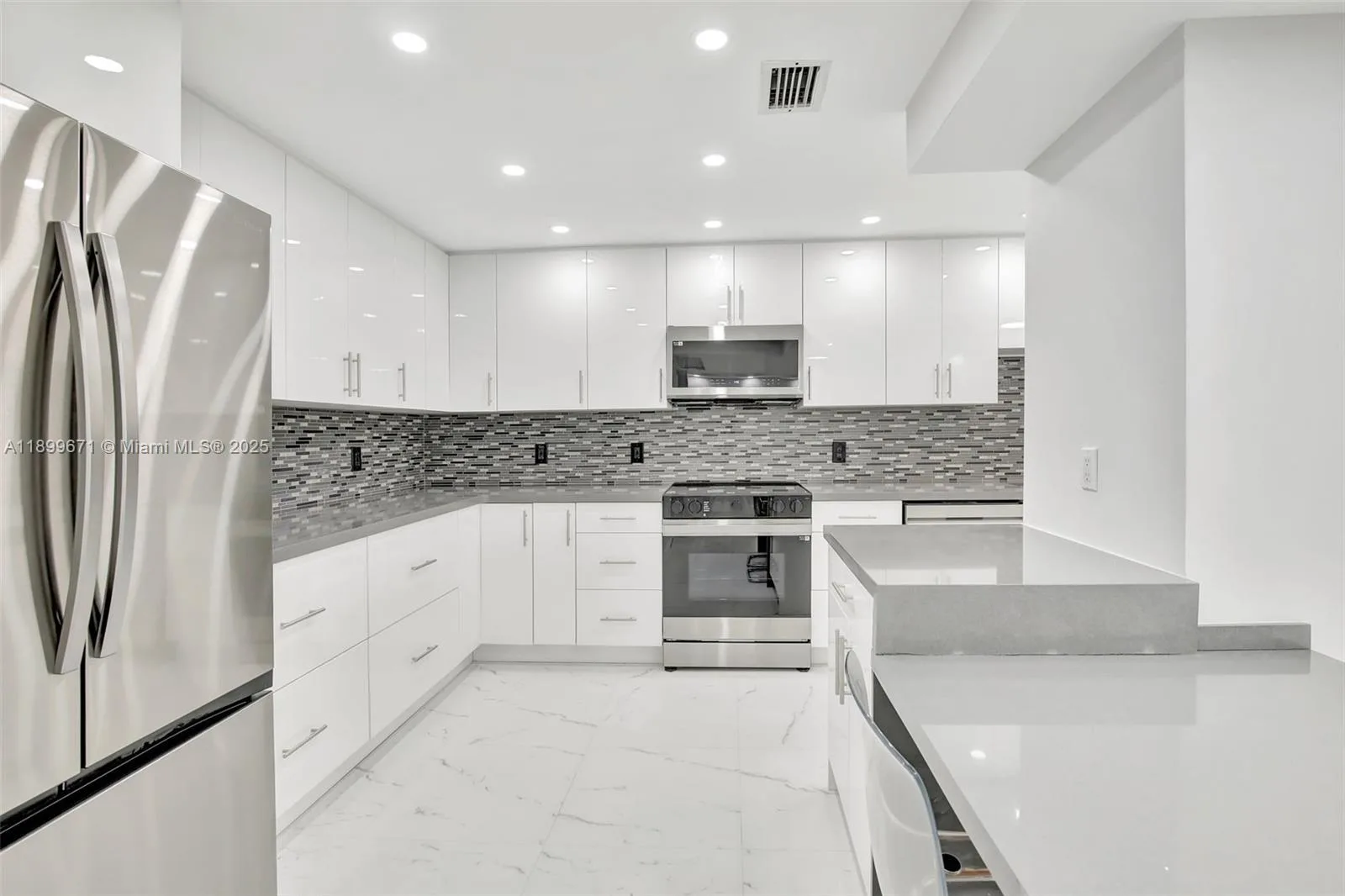 9801 Collins Ave # 15X, Bal Harbour, FL 33154 photo 10