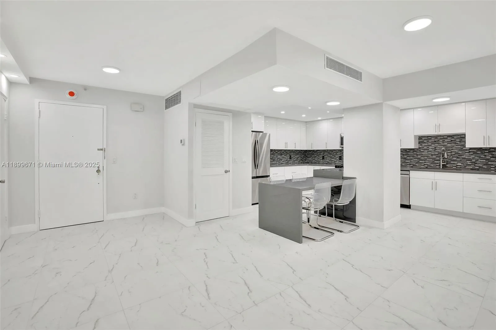 9801 Collins Ave # 15X, Bal Harbour, FL 33154 photo 9