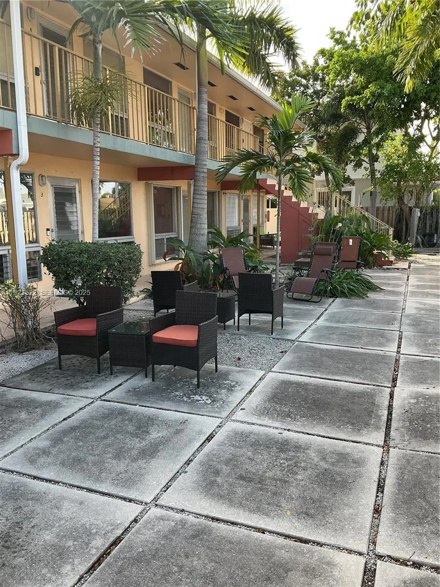 2716 NE 30th Pl # 103C, Fort Lauderdale, FL 33306 photo 11