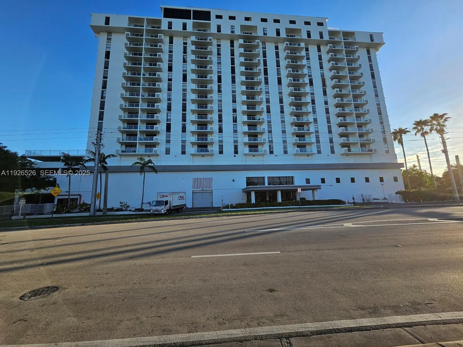 13499 Biscayne Blvd # CU207, North Miami, FL 33181