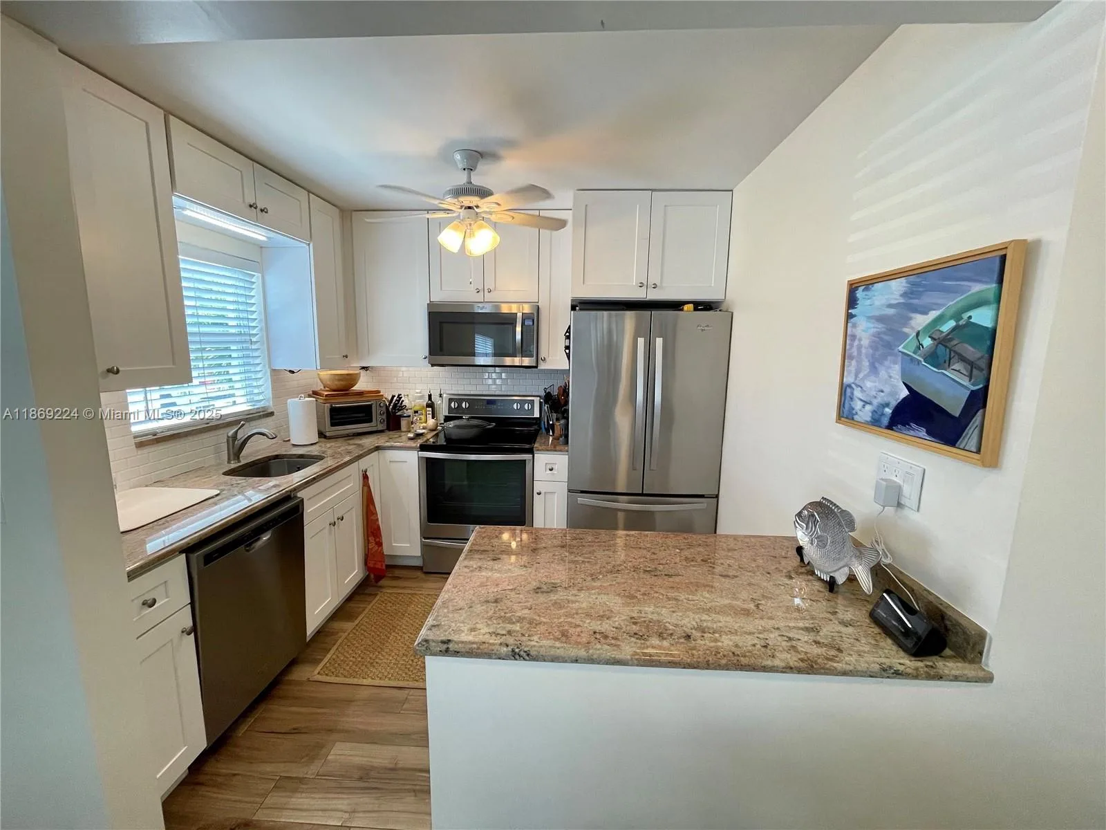 121 Linda Ln, Palm Beach Shores, FL 33404 photo 7