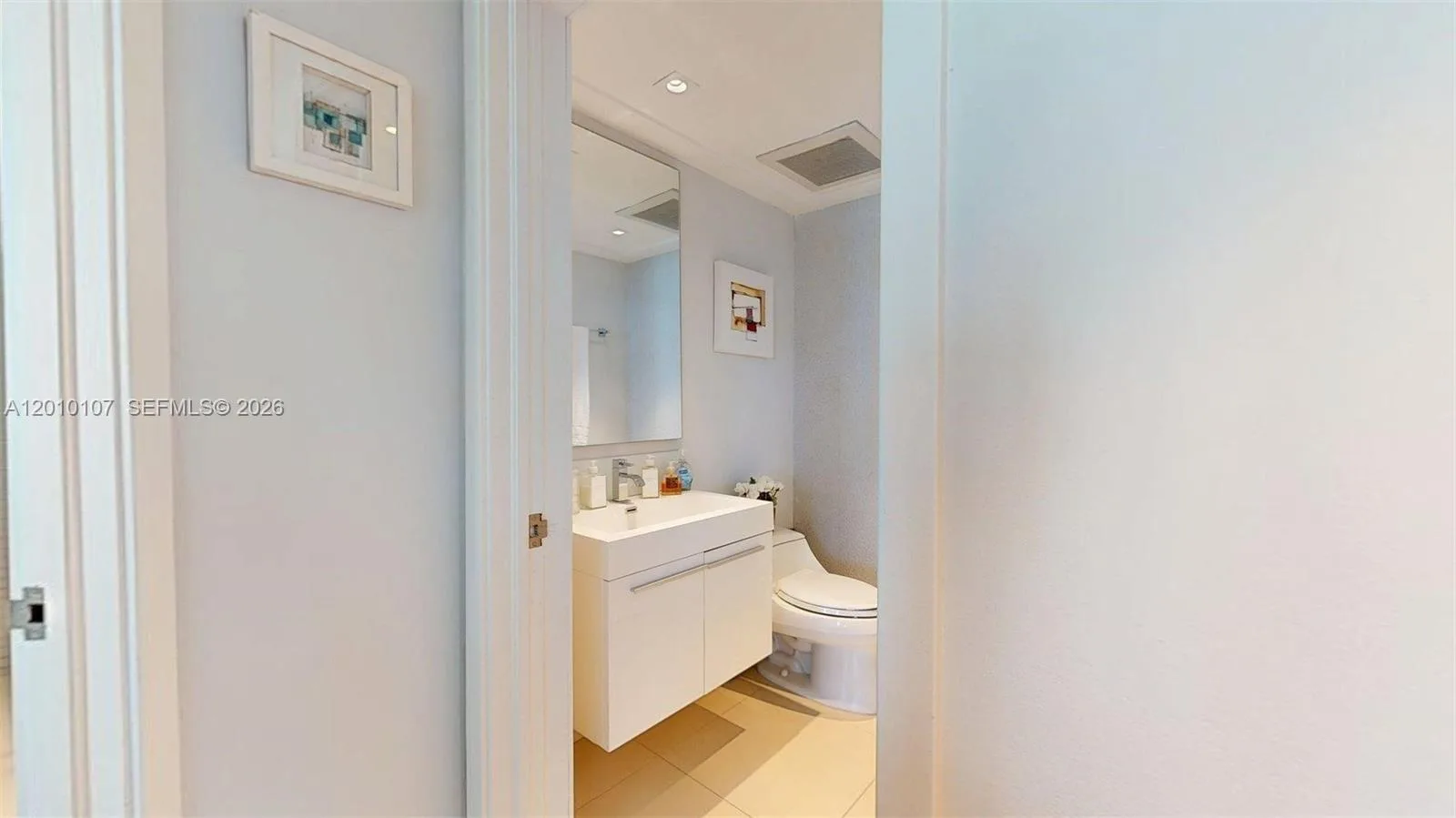 5025 Collins Ave # 2206, Miami Beach, FL 33140 photo 9
