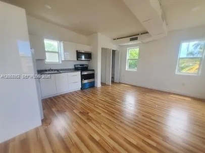 101 SE 2nd St # 2, Dania Beach, FL 33004 photo 2
