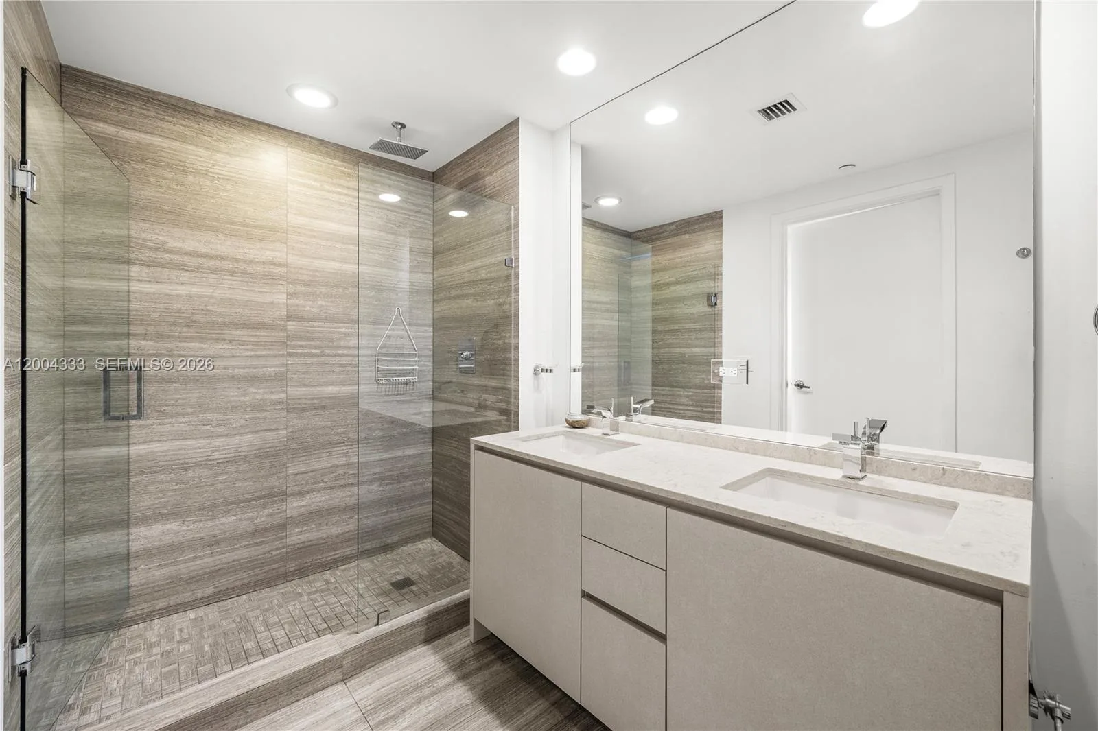 1010 Brickell Ave # 3904, Miami, FL 33131 photo 10