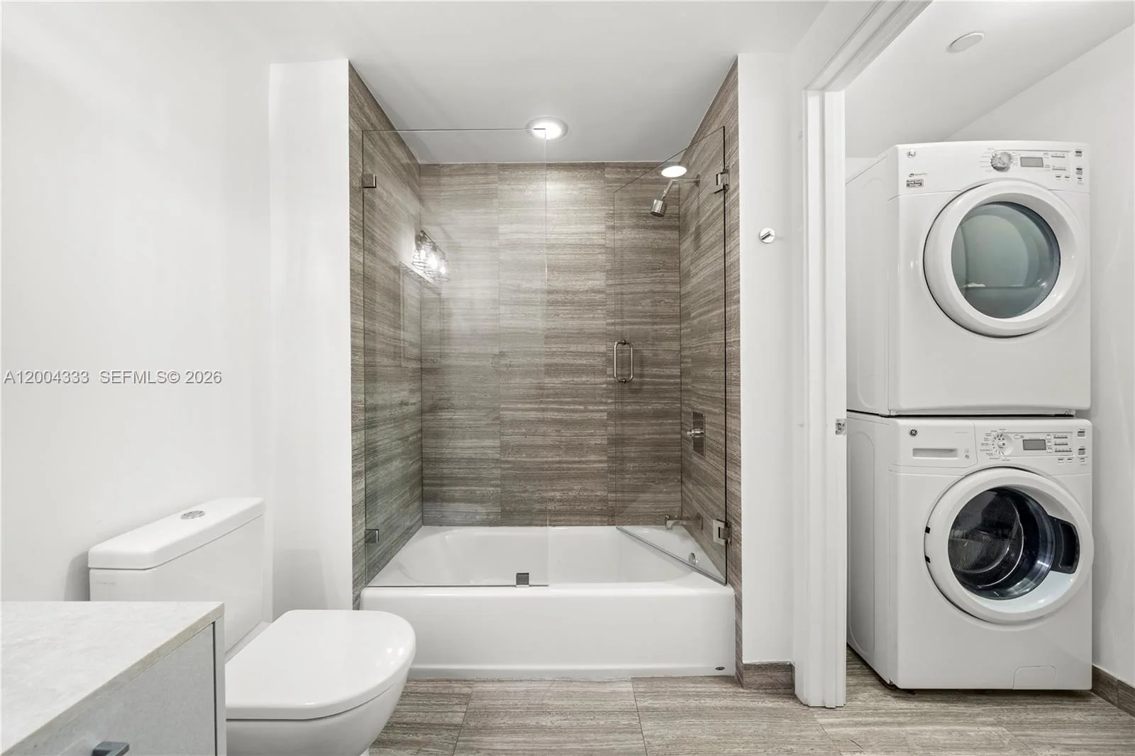 1010 Brickell Ave # 3904, Miami, FL 33131 photo 11