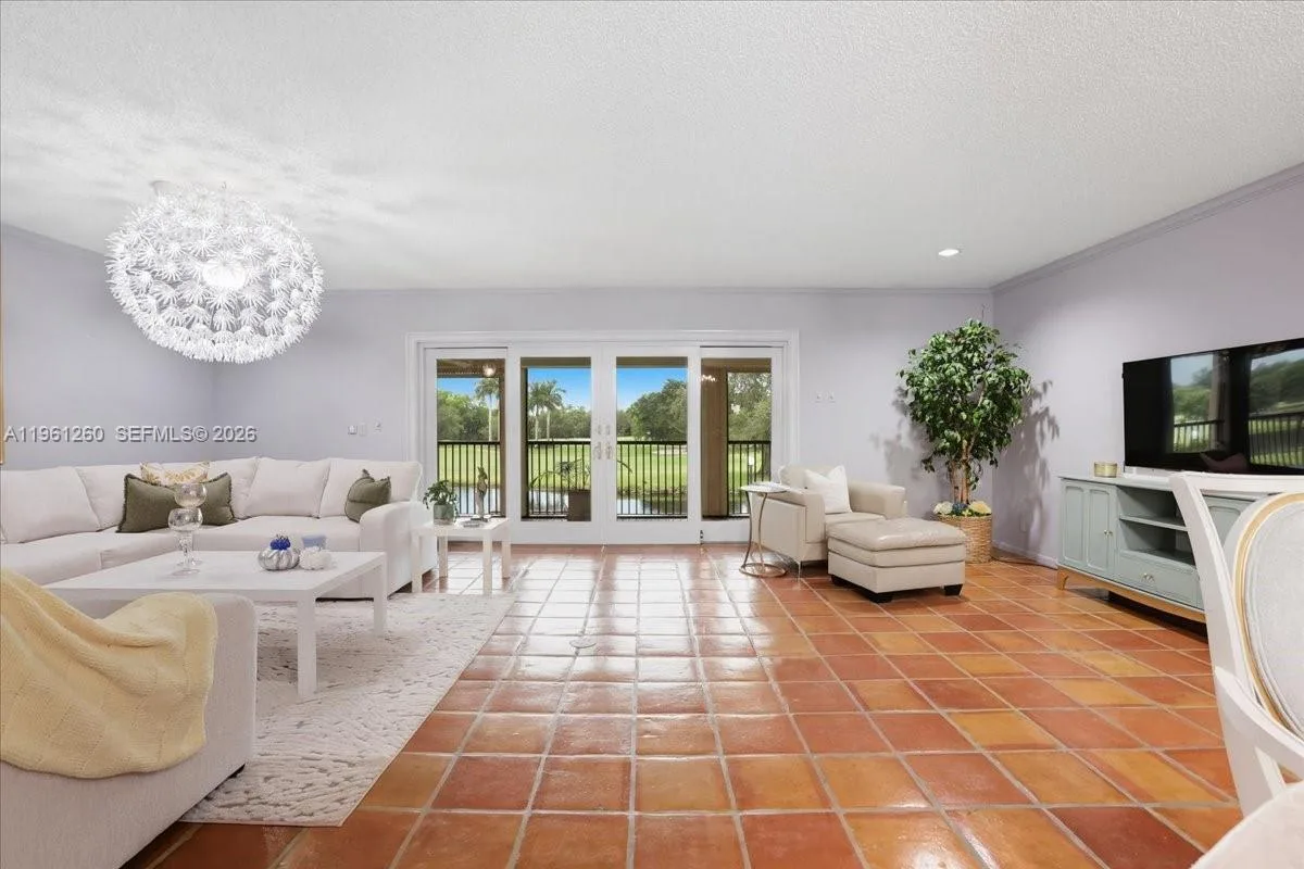 400 NW 127th Ave # 13, Plantation, FL 33325