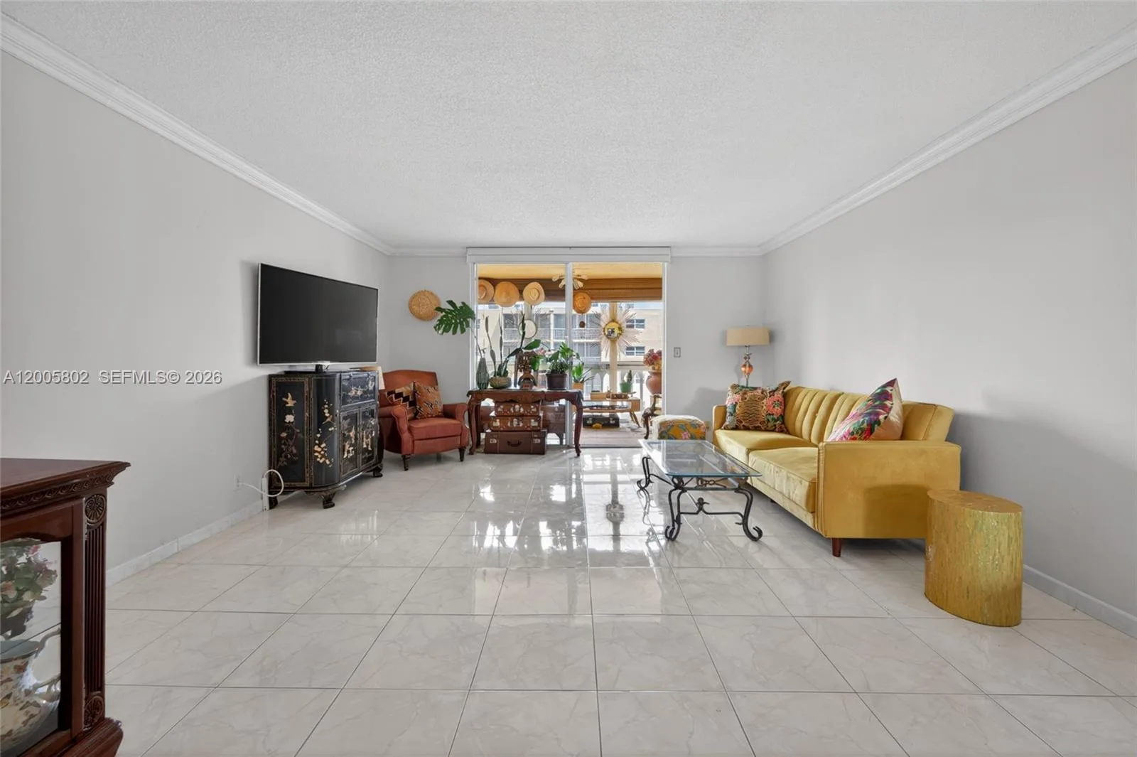 610 NE 12th Ave # 602, Hallandale Beach, FL 33009 photo 2