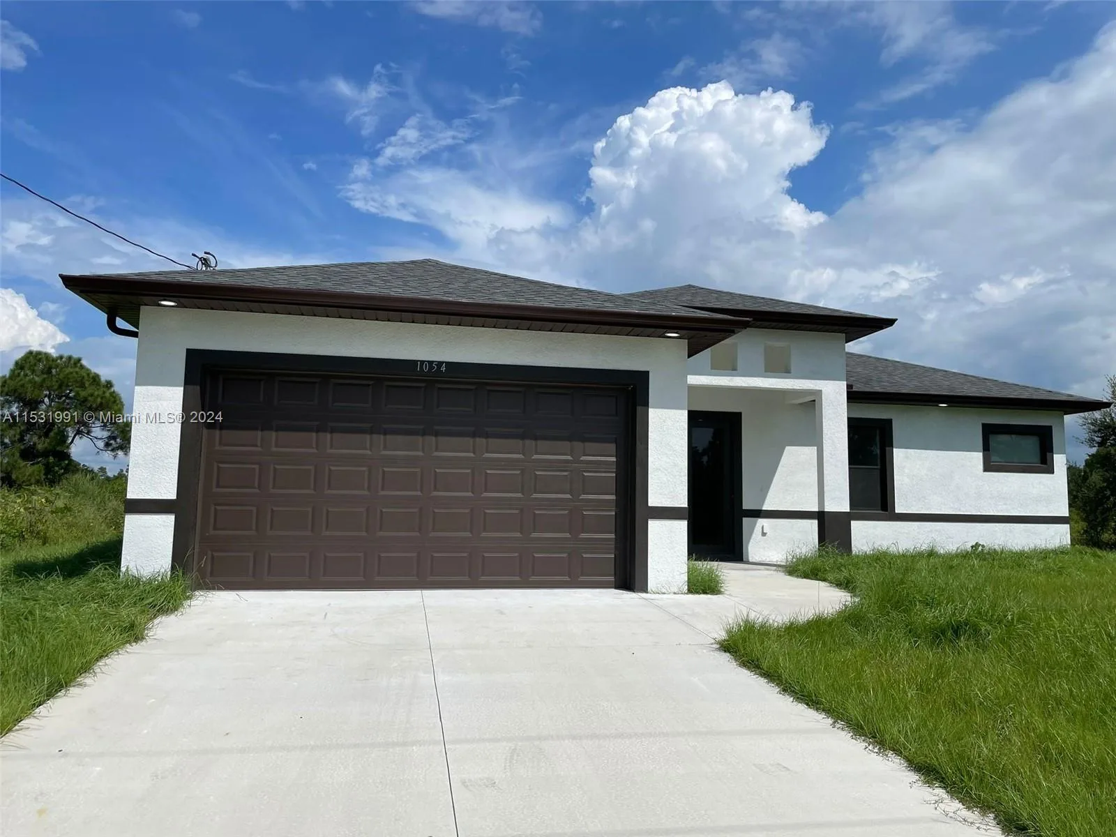 1054 Fayette Ave, Lehigh Acres, FL 33974 photo 2
