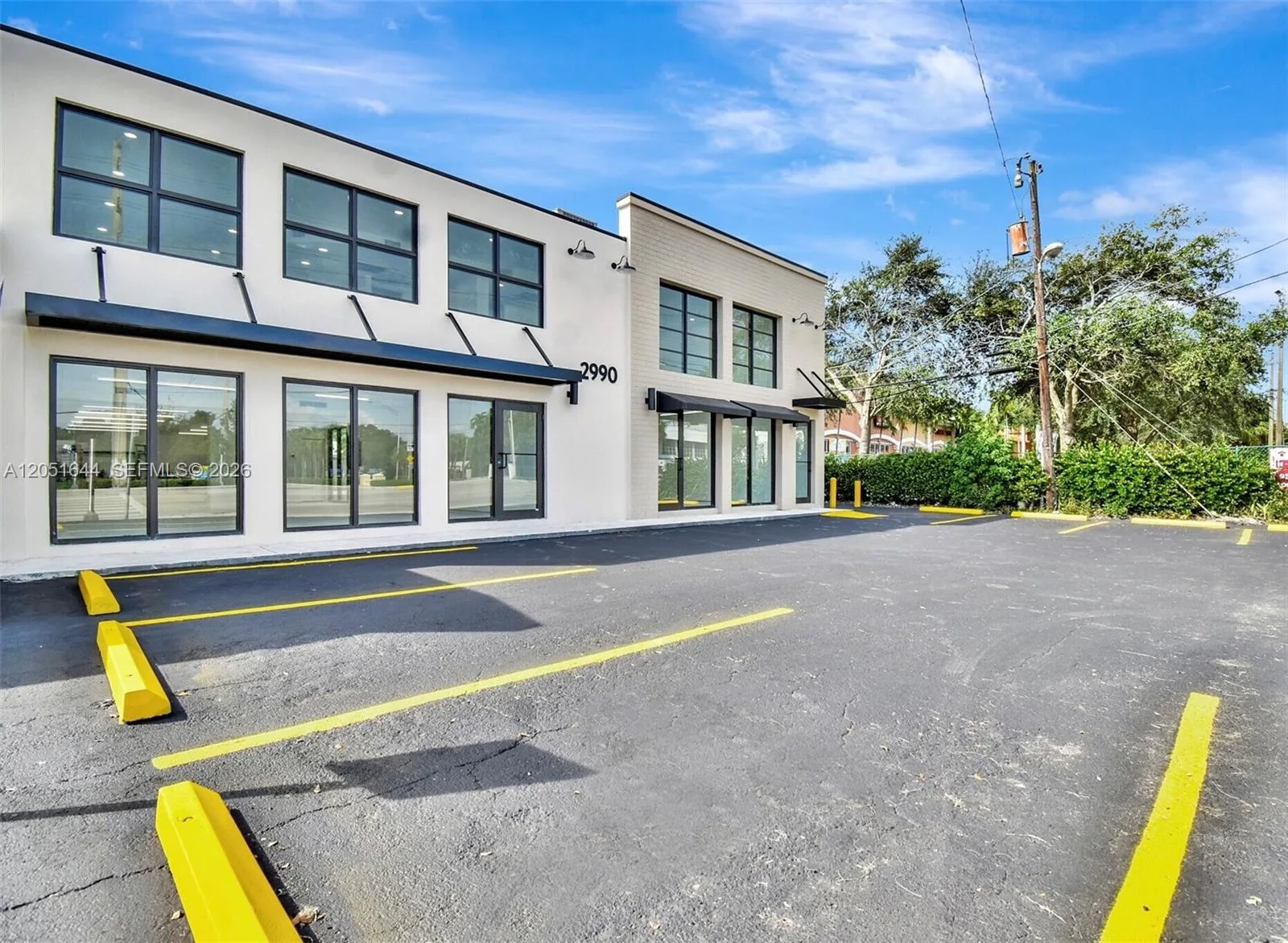 2990 Griffin Rd, Dania Beach, FL 33312 photo 2