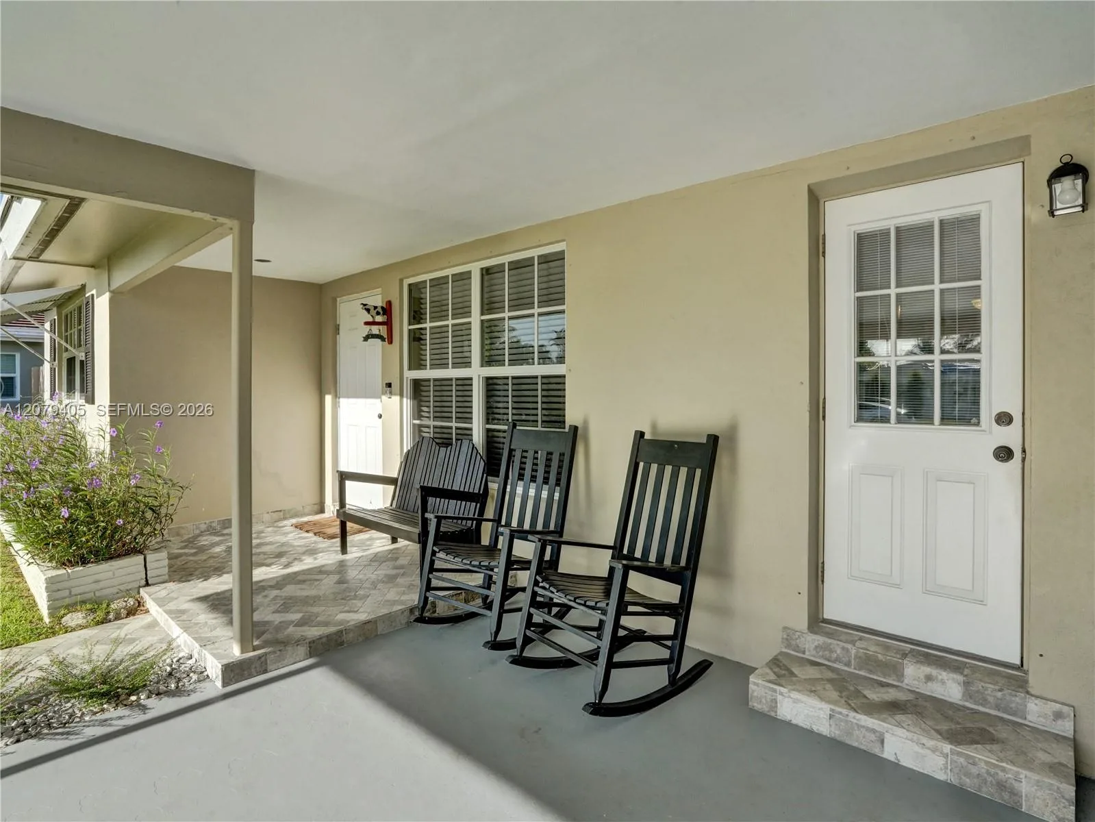4681 NE 2nd Ave, Oakland Park, FL 33334 photo 2